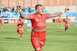 Carlos Garces 9