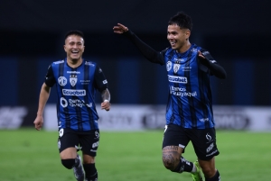 ¡TIENEN QUE CERRAR EL ESTADIO! Jordy Alcívar la rompe con un golazo y le da a IDV su primer triunfo en la Libertadores