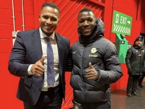 Antonio Valencia y Moises Caicedo