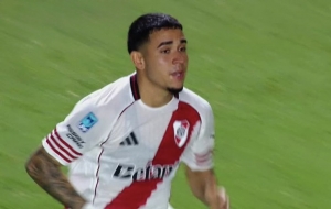 River Plate: ¡un alivio por la vuelta de Kendry Páez y nostalgia por el adiós del Muñeco Gallardo!
