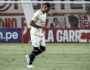 ¡4 ECUATORIANOS TITULARES EN PERÚ! José Carabalí y David Vélez protagonistas de goleada de Universitario