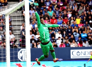 “¡El Jugador que FIRMA CONTRATO CON LDU, sabe que hay una Hinchada que TE EXIGE SIEMPRE!”