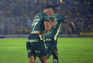 ¡Ángel Mena TIENE DE HIJO A Barcelona! Y los volvió a vacunar mientras Orense LOS PUSO CONTRA LAS CUERDAS