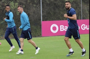 Tremendas armaduras que se lleva cada uno (FOTO)