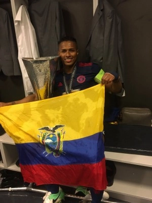 Antonio Valencia 44