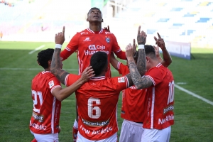 Cienciano saca adelante un partido de locos (VIDEO)