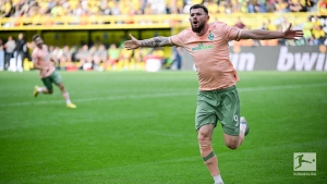 Borussia Dortmund fue otro de los sorprendidos en Bundesliga (VIDEO)