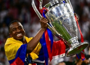 William Pacho 28