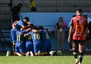 ¡Delfín en modo termo! El Orgullo de Manabí lanza cargada a Emelec antes de su visita al Capwell