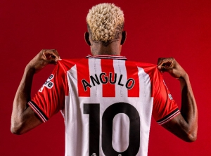 ¿BECACCECE LO VERÁ POR TV? ¡Nilson Angulo jugó su partido 34 en Europa en goleada del Anderlecht!