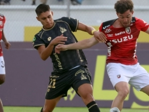 Aucas se tomó Ibarra y con cuatro victorias al hilo, se prende arriba en la Liga Ecuabet