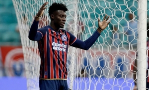 ¿Regresa Jhoanner Chávez en busca de un Nuevo Doblete con IDV?