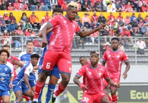 ¡Era esperado en un GRANDE DEL ASTILLERO pero Marcos Olmedo firmó con la Sensación de Ecuador!