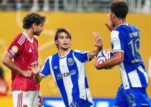 PARTIDO DE ANTOLOGÍA Y ADIÓS AMARGO: Porto y Al Ahly brillaron con un festival de goles en su despedida