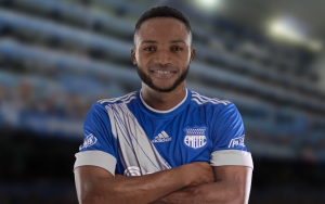 ¿“Tumbe” al Bombillo? ¡Aparece demanda de Bangoura contra Emelec!
