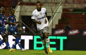 ¡Golpe al mentón! 3 lesiones dejan en soletas a la delantera de Emelec