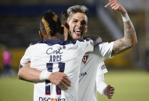 ¡Esteban Paz confiesa cuánto vale la opción de compra por Luis Amarilla! (ENTREVISTA)