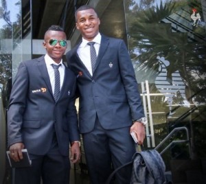 “¿Qué es lo que estás viendo? ¿Quieres una asistencia?” (OFICIAL)