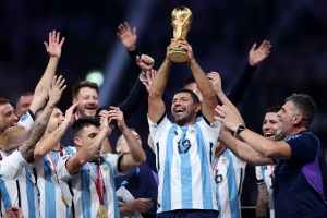 ¡Sergio Agüero se robó el show en festejos del título de Argentina!