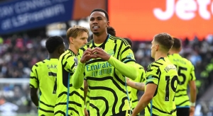 Nadie baja al Arsenal de la cima de Premier League (VIDEO)