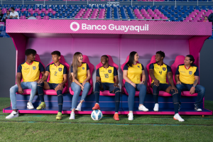 ALIANZA QUE ALCANZÓ LA GLORIA: ¡Banco Guayaquil se despide de LaTri con un Emotivo Homenaje!