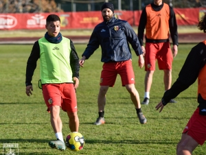 Un fuerte tirón de orejas (RESUMEN)