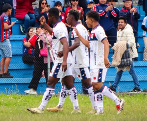 ¡TABLAS DE POSICIONES! Deportivo Quito y dos más meten miedo en la Segunda Categoría Pichincha