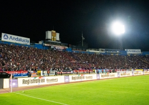 ¡SE FROTAN LAS MANOS! Miguel Ángel Loor delira con la hinchada que mete el Deportivo Quito