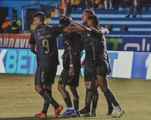 Deportivo Cuenca le ganó al Libertad FC en un partido somnífero