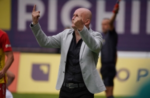 No olvida con quien alcanzó la Gloria Continental (VIDEO)