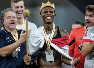 ¿Seguro no vale para la Selección? ¡Robert Arboleda alcanza Impresionante Récord con el Sao Paulo!