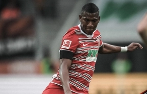 Carlos Gruezo 4