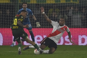 River Plate arranca la defensa de su corona con empate (VIDEO)