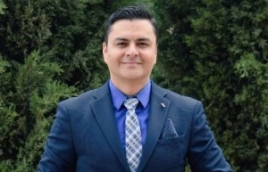 Presidenta ilegítima del CD.Olmedo se negó a abandonar las oficinas (FOTO)