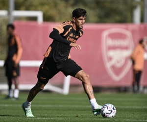 ¡Felicidad! Piero Hincapié superó sus problemas físicos y ya se entrena normal con el Arsenal