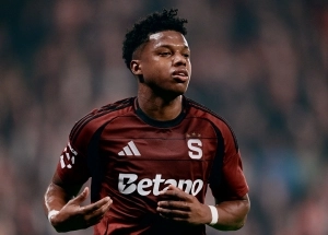 Se esfumó la ilusión: El Sparta Praga cae en el derbi, mientras el VAR evita la expulsión de John Mercado