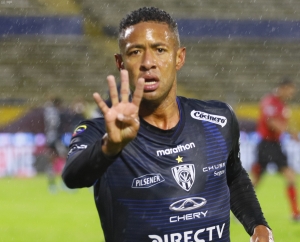 ¡Show del Campeón Sudamericano pero no faltó la Polémica! (RESUMEN)