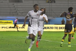 Michael Estrada-Delfin-Liga de Quito-LigaPro-2025
