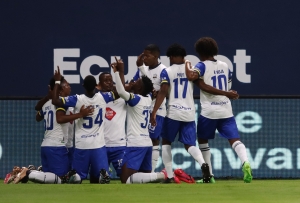 VargasTorres sale ileso ante un rival directo por no descender en la B