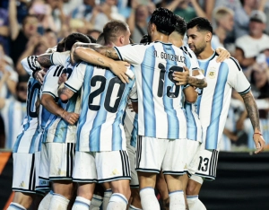 El Rey recuperó su corona: Argentina vuela alto y caza el liderato absoluto dentro del Ranking FIFA