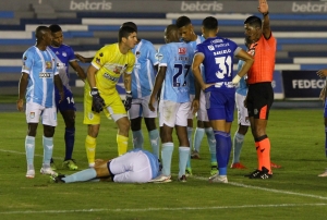 ¿Era para penal la mano que le pitaron a Emelec? (VIDEO)