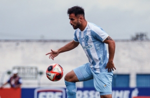 Los queremos ver ACTIVOS y Paysandú como Avaí se DECANTARON por poner a Joseph Espinoza y Robert Burbano