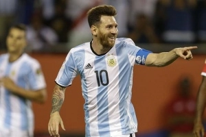 Lionel Messi Sel 6