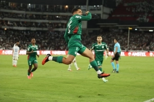 Liga rozó la hazaña de Libertadores en la agonía, pero los penales lo sentenciaron y eliminaron ante Palmeiras
