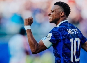 Paraguay se despidió con honores del Mundial tras batallar de igual a igual contra Francia y Mbappé