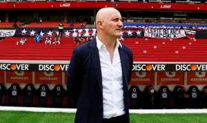 Ganador de 3 títulos con LDU, ¡Repetto fue presentado como DT de un Tricampeón de Libertadores!