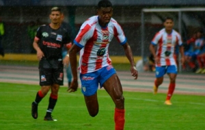 Carlos Medina se perdió de un buen resultado para Estudiantes de Mérida (RESUMEN)