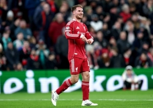 Mac Allister confía plenamente en Iraola para un gran año del Liverpool