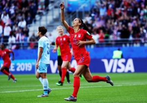 Alex Morgan dirigió la orquesta (VIDEO)