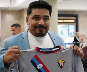 ¡RESOLVIERON MANTENER SU RESPALDO! El Nacional le da otro bono deportivo a Omar Asad